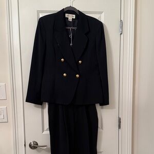 Elegant Navy Double Breasted Women's Suit Set Sz 10